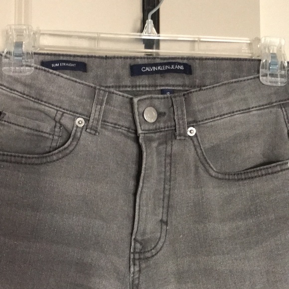 Calvin Klein jeans boy size 12 like new grey washout - Picture 2 of 6